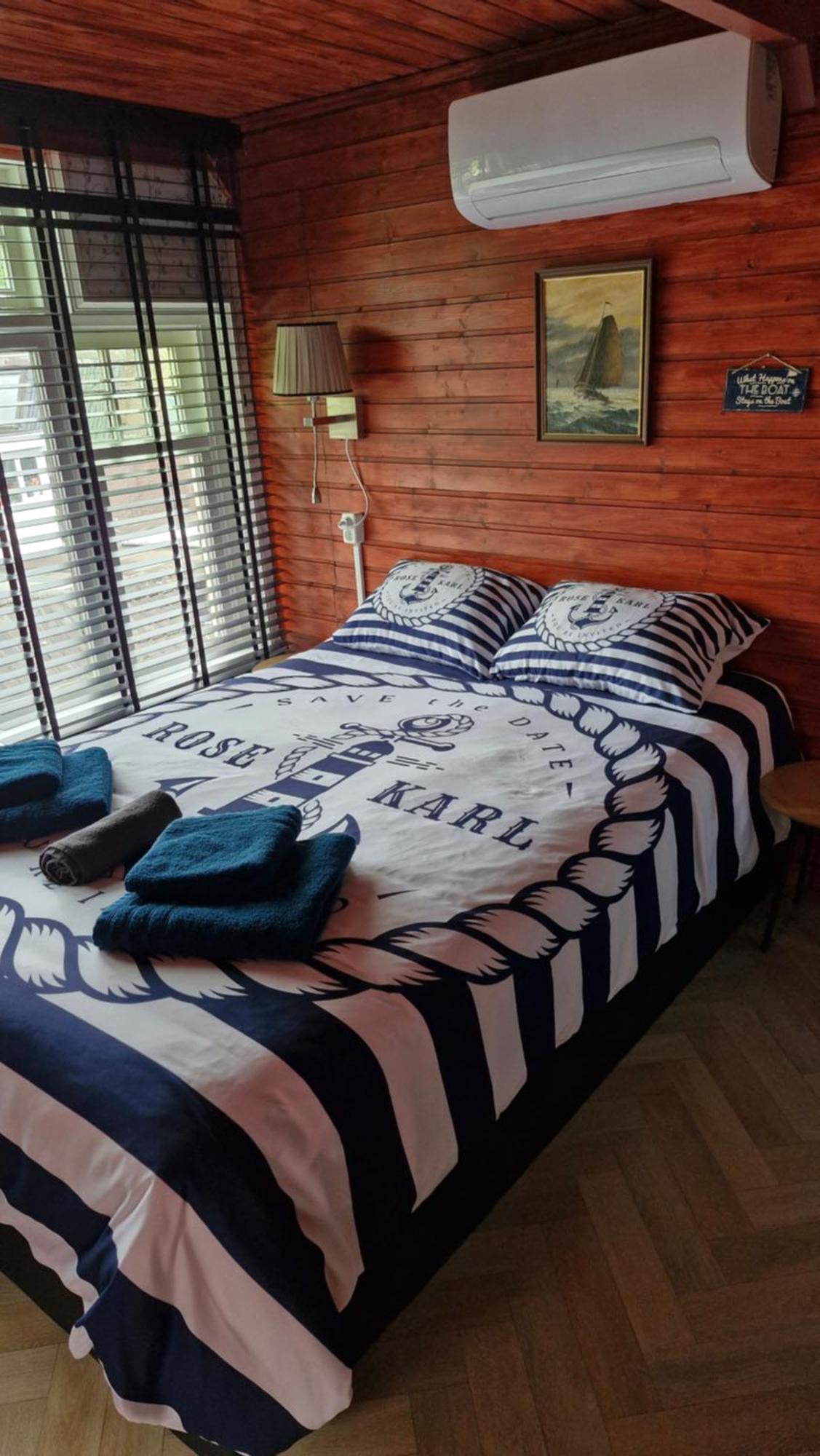 Bed & Breakfast Moments Schagen Oda fotoğraf
